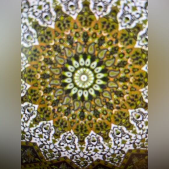 Green Cotton Screen Printed Tie Dye Tapestry Wall Hanging 82” L x 52” wide. - Picture 4 of 5
